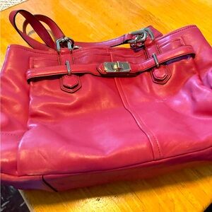 Large coach handbag mauve color leather, great conditioner, used 1 time